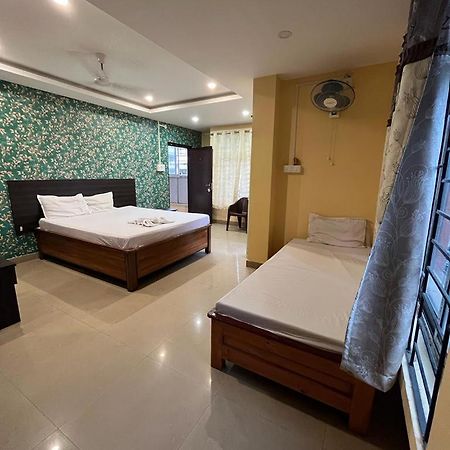 فندق Hk Residency غاواهاتي المظهر الخارجي الصورة