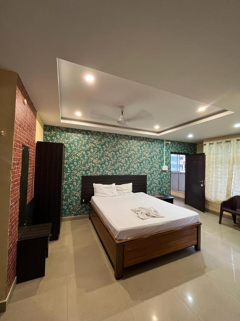 فندق Hk Residency غاواهاتي المظهر الخارجي الصورة