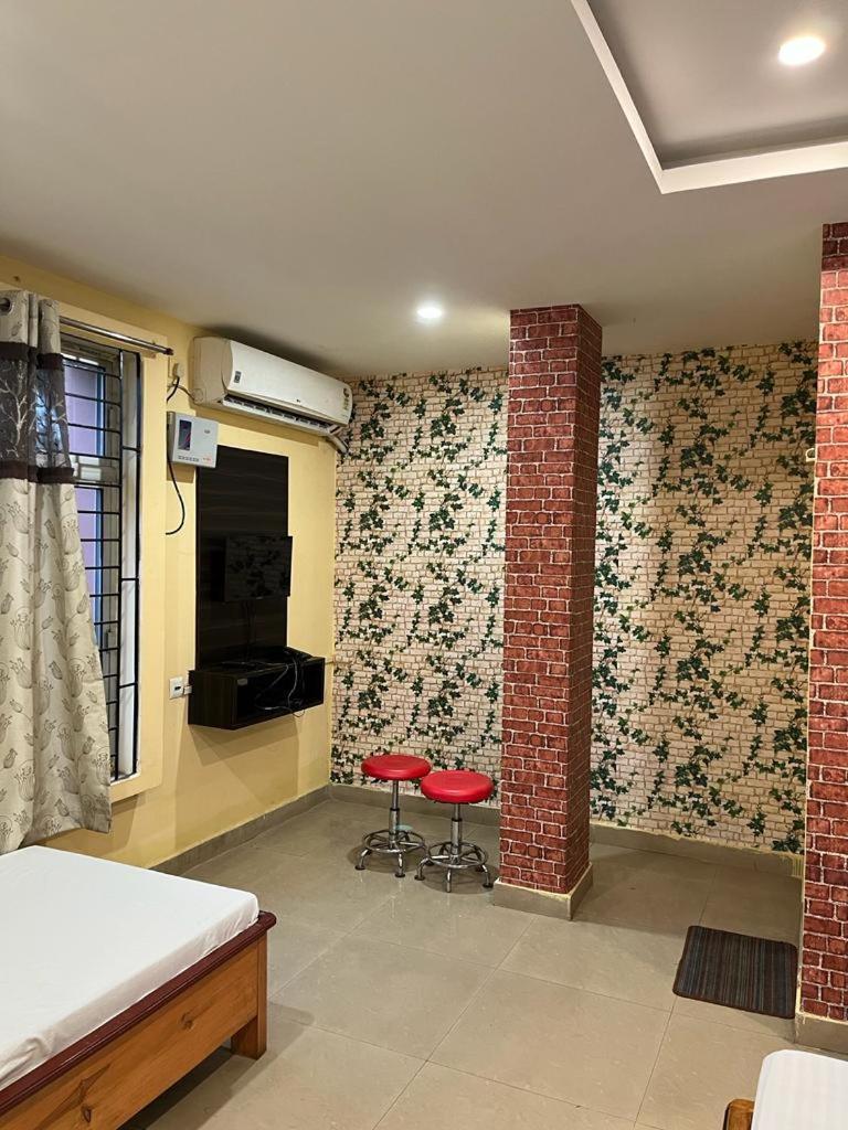 فندق Hk Residency غاواهاتي المظهر الخارجي الصورة